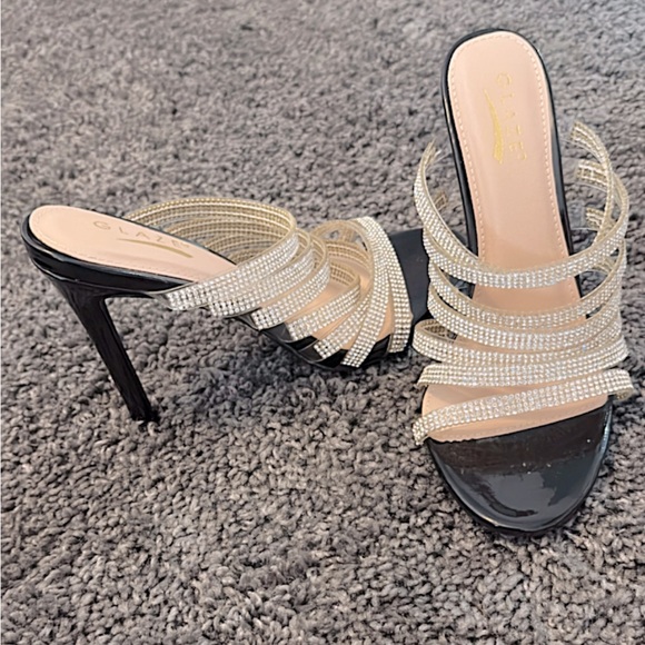 BLACK PATENT STRAPPY RHINESTONE ACCENT SLIP ON HIGH HEELS - Picture 5 of 7